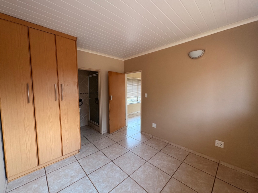 4 Bedroom Property for Sale in Neserhof North West